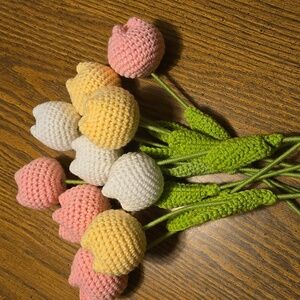 Crochet Tulip Bouquet in Pastel Shades